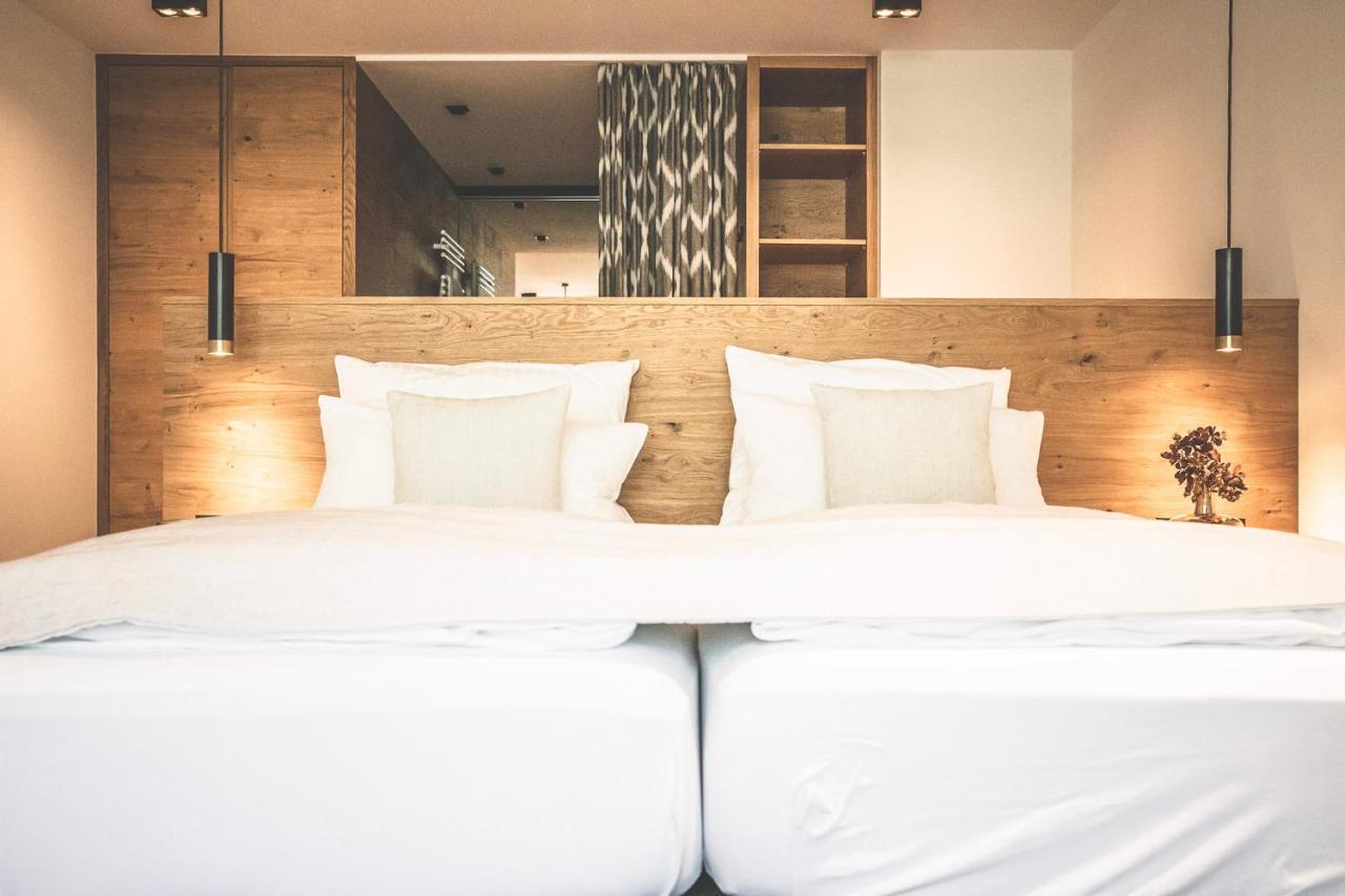 Hotel & Appartements Alpenresidenz Viktoria นอยชติฟ อิม ชตูไปทัล ภายนอก รูปภาพ