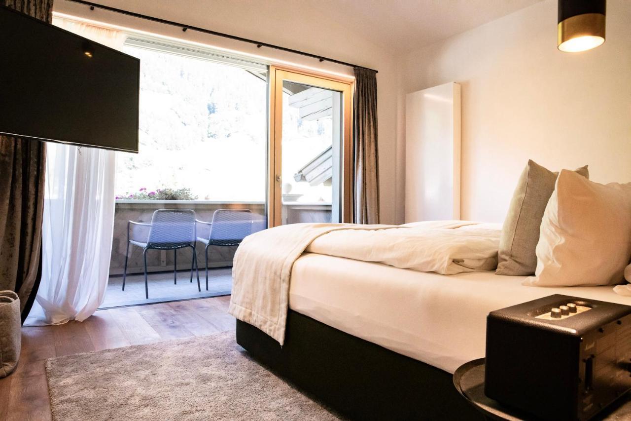 Hotel & Appartements Alpenresidenz Viktoria นอยชติฟ อิม ชตูไปทัล ภายนอก รูปภาพ