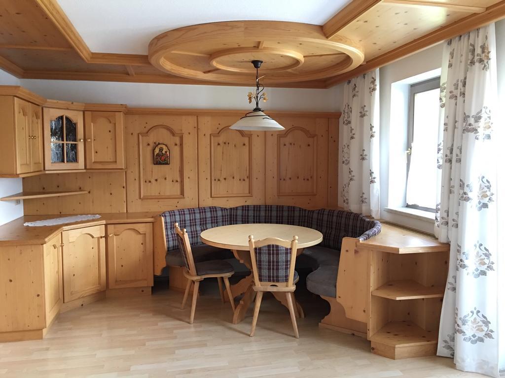 Hotel & Appartements Alpenresidenz Viktoria นอยชติฟ อิม ชตูไปทัล ภายนอก รูปภาพ