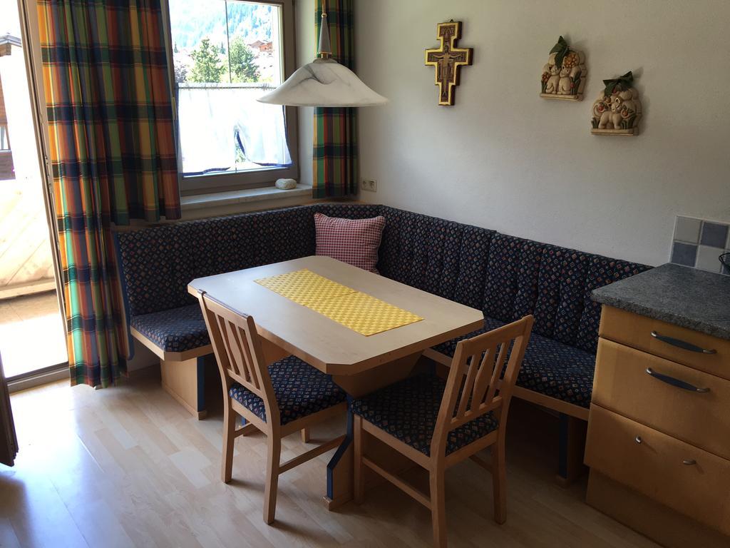 Hotel & Appartements Alpenresidenz Viktoria นอยชติฟ อิม ชตูไปทัล ภายนอก รูปภาพ