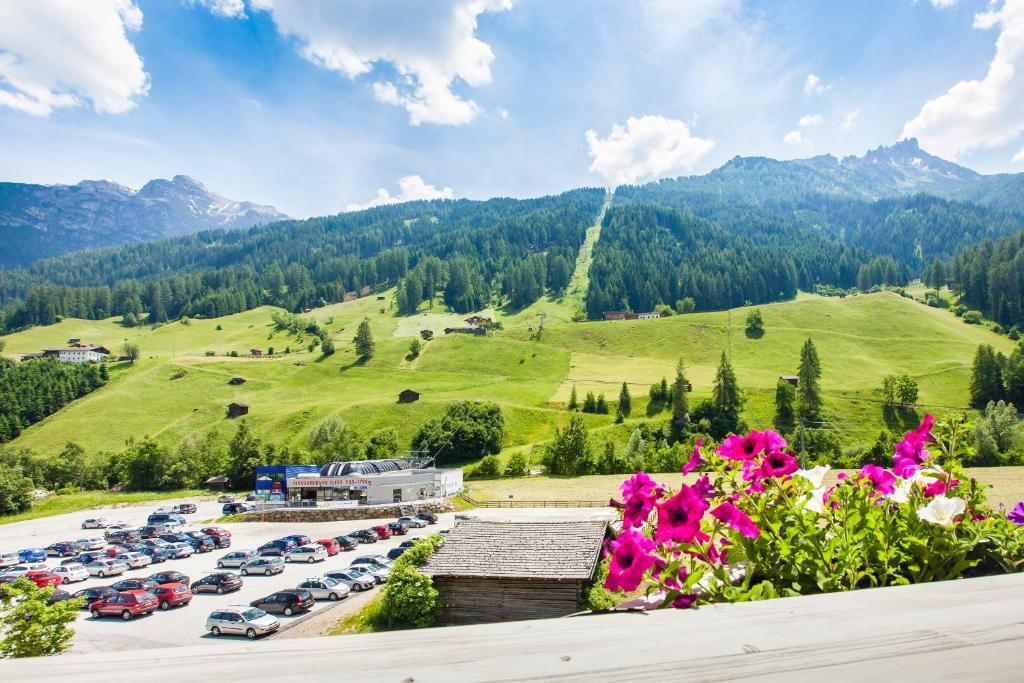 Hotel & Appartements Alpenresidenz Viktoria นอยชติฟ อิม ชตูไปทัล ภายนอก รูปภาพ